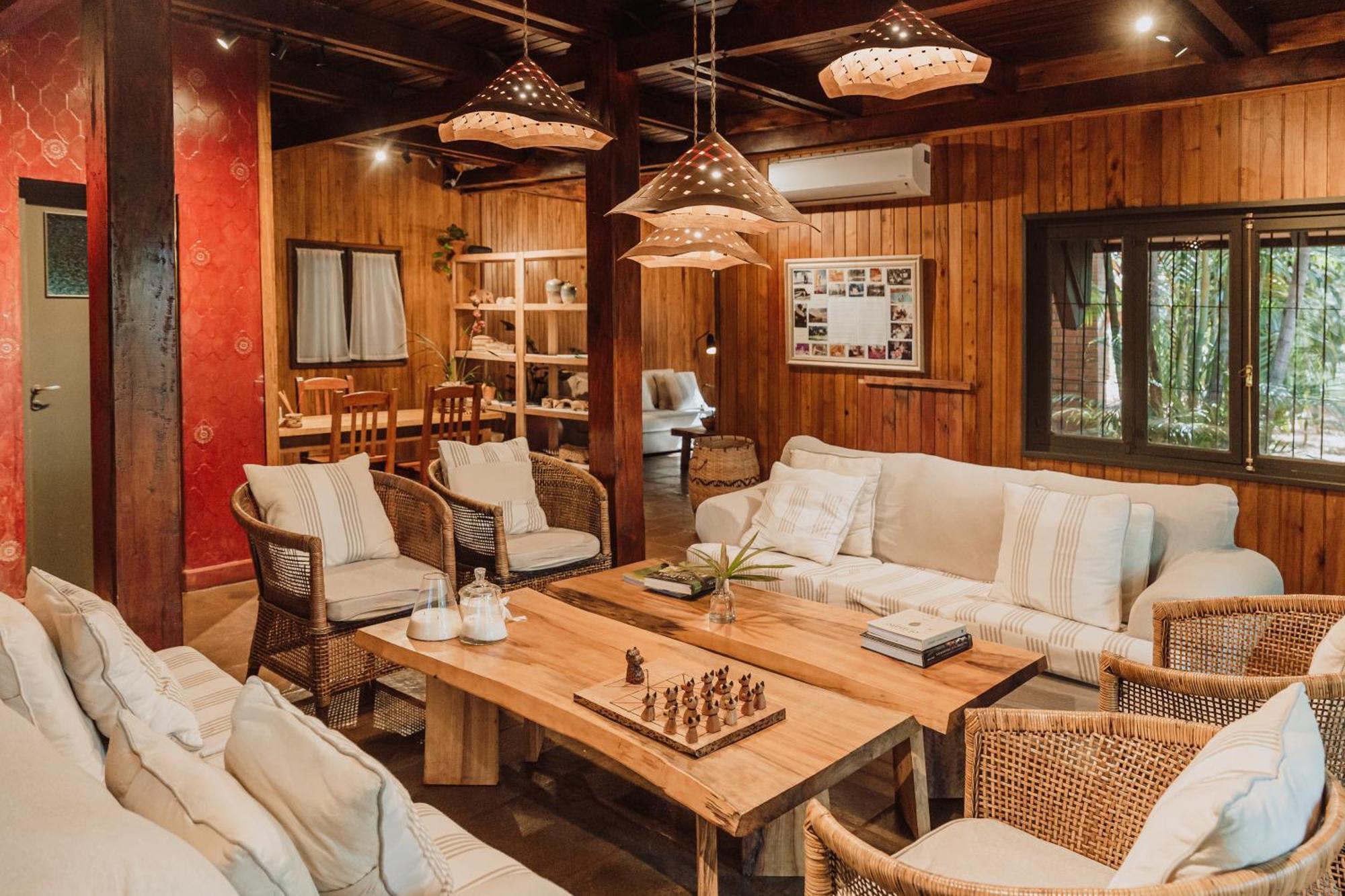Overo Lodge & Selva プエルト・イグアス エクステリア 写真